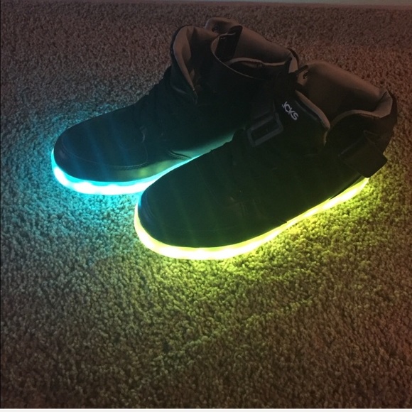 Light Up Hoverkicks - Picture 8 of 8